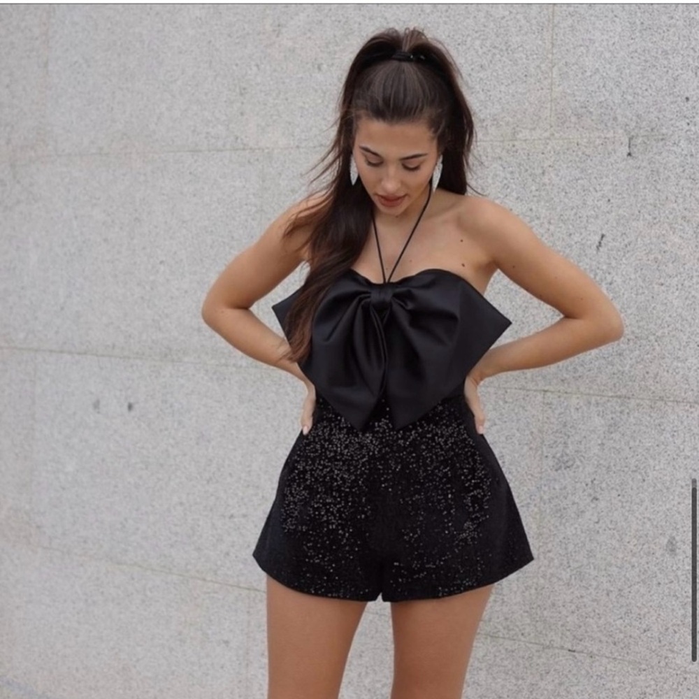 Black bow jumpsuit Size M/6 Perfect for Christmas Party
